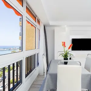 Appartamento 63 Cristianos First Sea Line, Parking, Wi Fi, Los Cristianos (Tenerife)